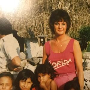 Meet your Posher, Phyllis